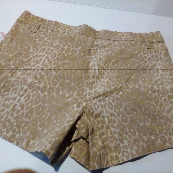Mix & Co Leopard Print Shorts - Picture 2 of 4